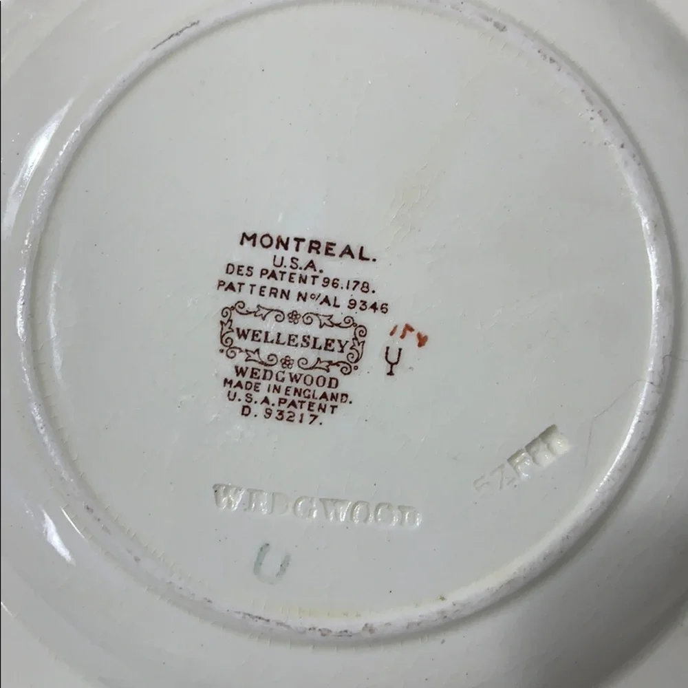Wedgwood vintage bread